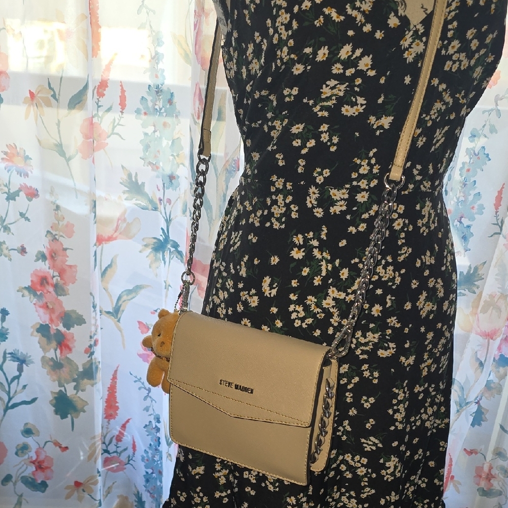 STEVE MADDEN Two Ways  Cream Crossbody Or  Beltbag